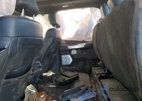 2023 Ford F350 Super Duty from USA, damaged, VIN 1FT8W3BT5PED97874